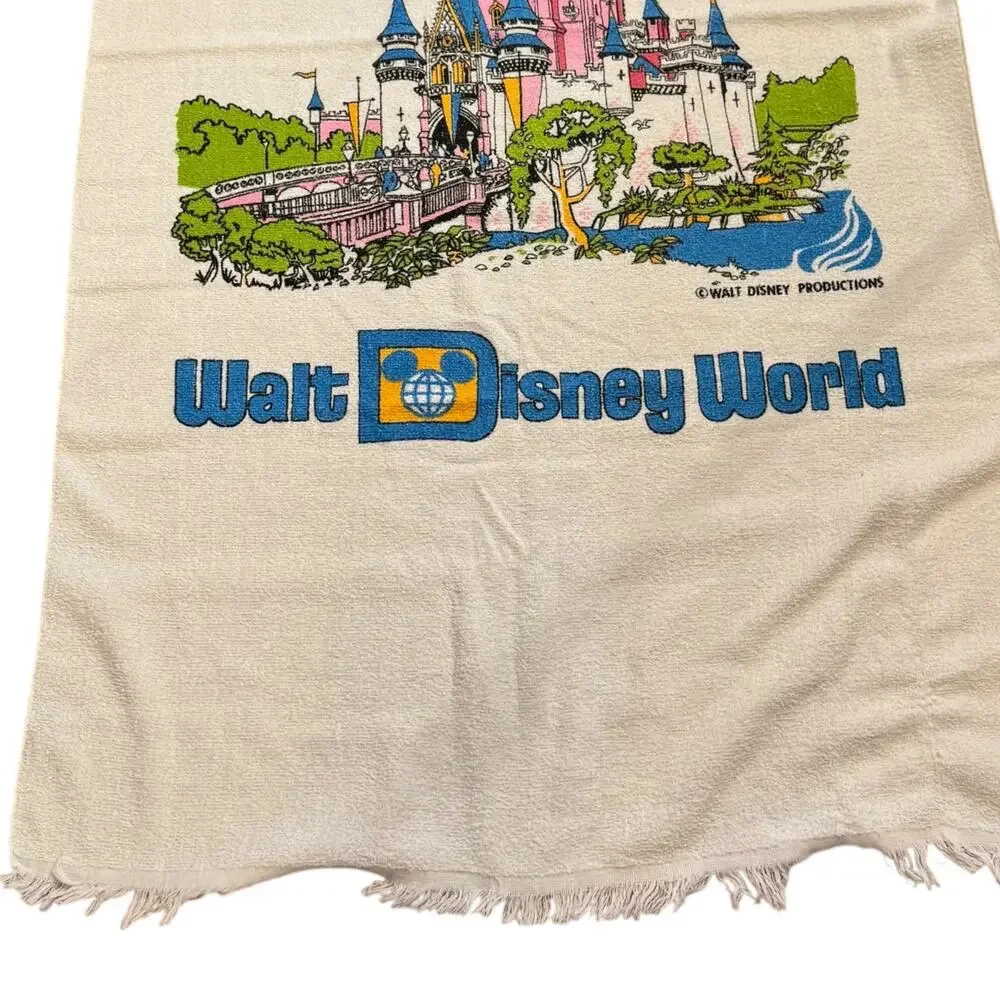1980's Cannon Made in USA 100% Cotton Walt Disney World Cinderella Castle Towel